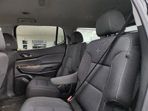 2022 GMC Acadia FWD SLE