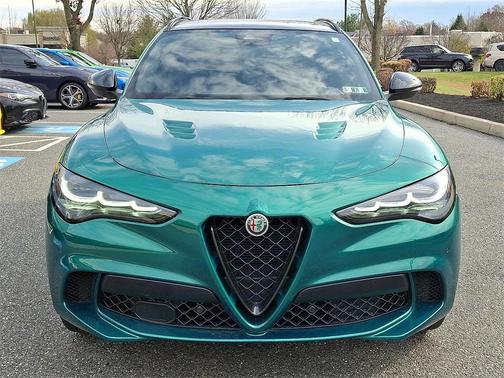 2024 Alfa Romeo Stelvio Quadrifoglio