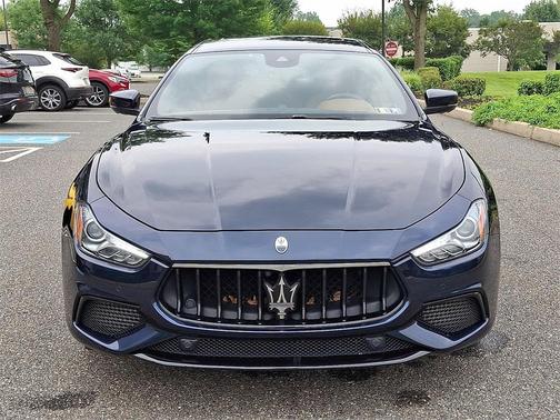 2022 Maserati Ghibli Modena Q4