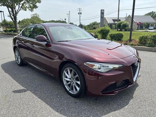 2019 Alfa Romeo Giulia Base