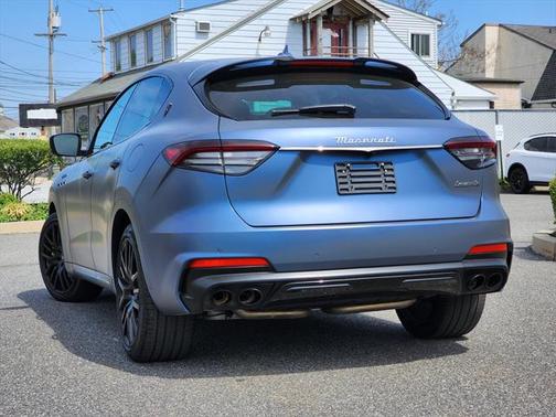 2022 Maserati Levante Modena