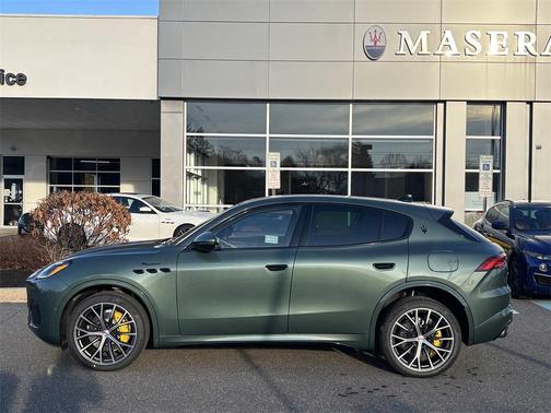 2026 Maserati Grecale Modena