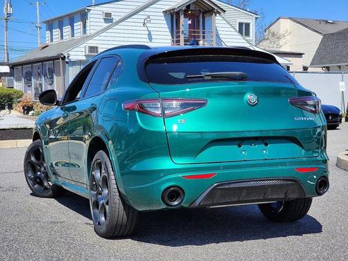 2025 Alfa Romeo Stelvio