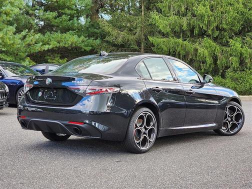 2024 Alfa Romeo Giulia Veloce AWD