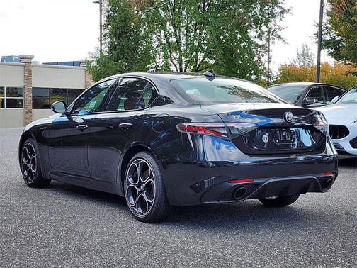 2024 Alfa Romeo Giulia Veloce AWD