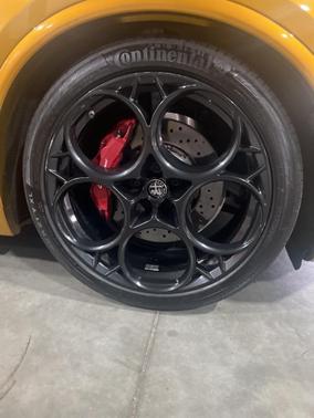 2022 Alfa Romeo Stelvio Quadrifoglio
