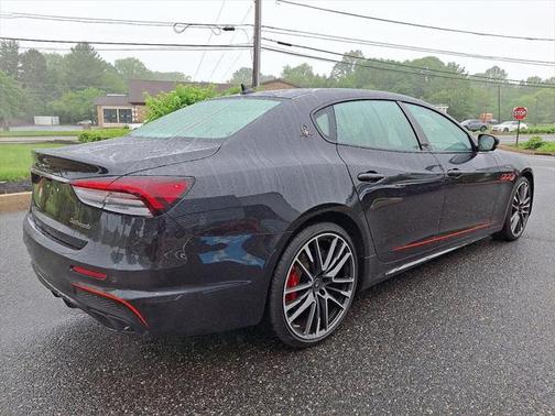 2021 Maserati Quattroporte Trofeo