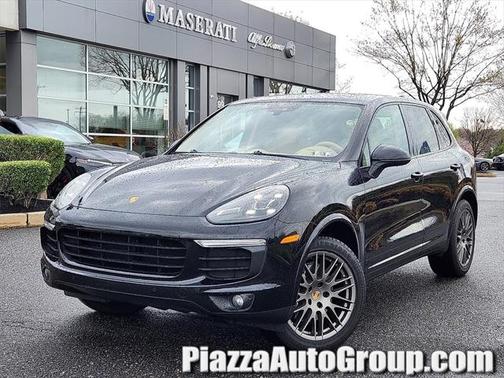 2017 Porsche Cayenne Base