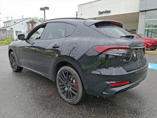2021 Maserati Levante Base