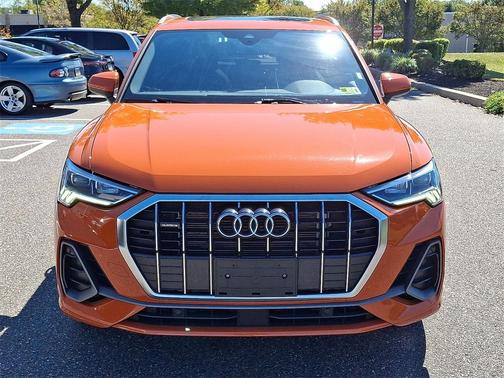 2024 Audi Q3 Premium 45 TFSI S line quattro Tiptronic