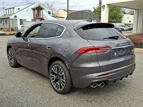 2025 Maserati Grecale Base