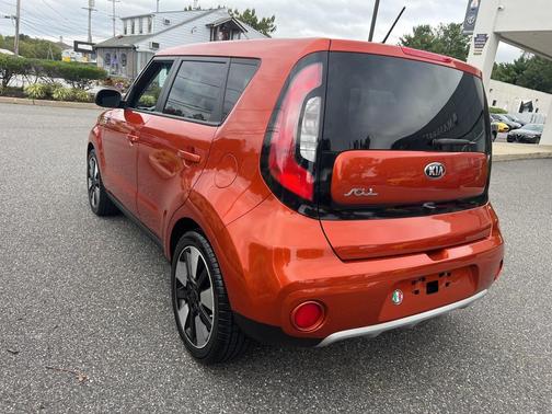 2019 Kia Soul +