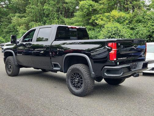 Black 2026 Chevrolet Silverado 2500 Crew Cab, Standard Bed, XR2, 4WD