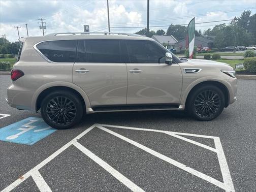 2023 INFINITI QX80 SENSORY AWD