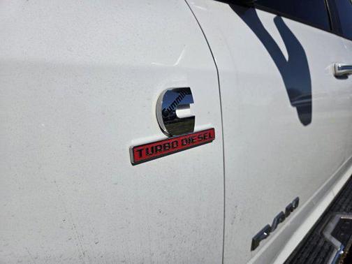 2019 RAM 2500 Big Horn Crew Cab 4x4 6'4' Box