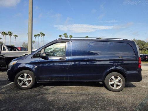 2016 Mercedes-Benz Metris Base