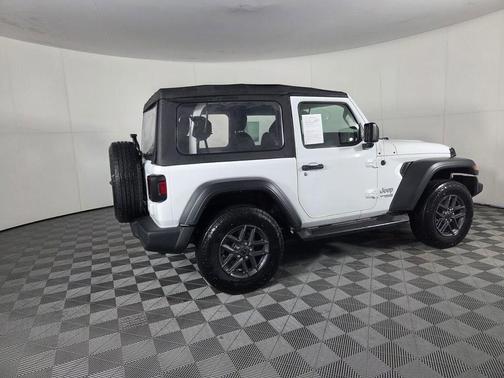 Bright White Clearcoat 2018 Jeep Wrangler Sport