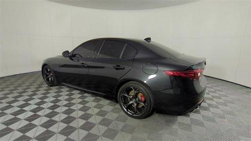 2019 Alfa Romeo Giulia Sport
