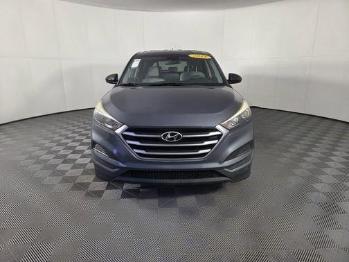 Coliseum Gray 2018 Hyundai TUCSON SE