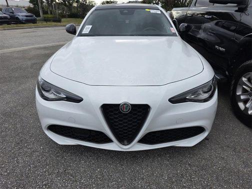 2021 Alfa Romeo Giulia Base