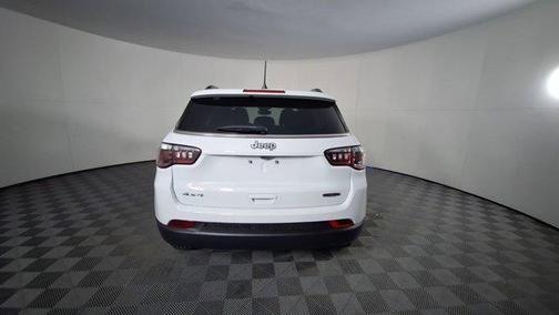 Bright White Clearcoat 2026 Jeep Compass Latitude