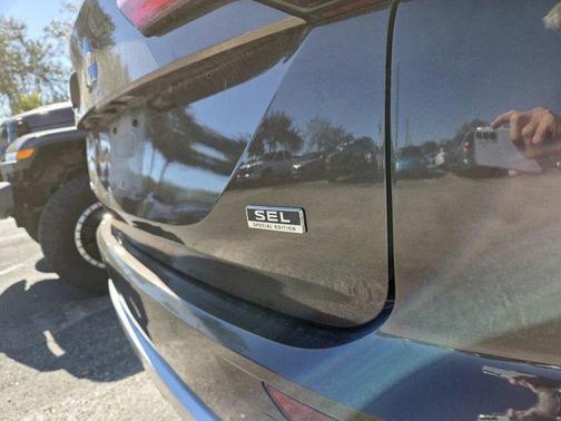 2022 Mitsubishi Outlander SEL 2.5 2WD