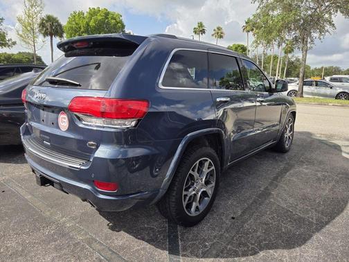 Slate Blue Pearlcoat 2020 Jeep Grand Cherokee Overland
