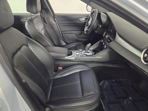 2024 Alfa Romeo Giulia Ti