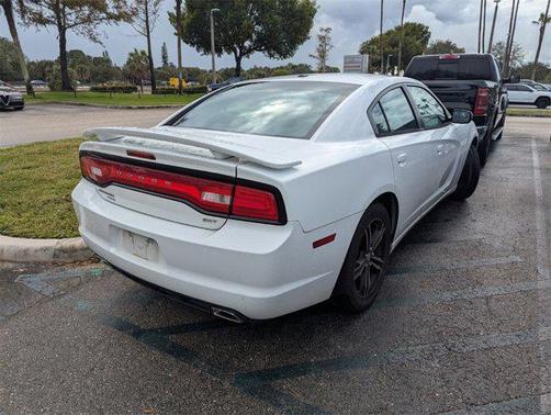 2014 Dodge Charger SXT