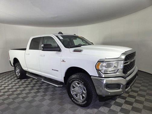 2022 RAM 2500 Big Horn Crew Cab 4x4 6'4' Box