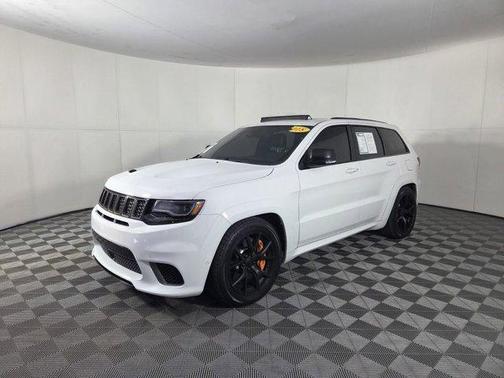 Bright White Clearcoat 2018 Jeep Grand Cherokee Trackhawk