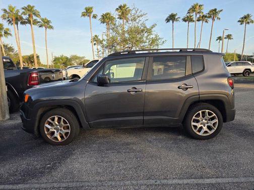 Granite Crystal Metallic Clearcoat 2018 Jeep Renegade Latitude