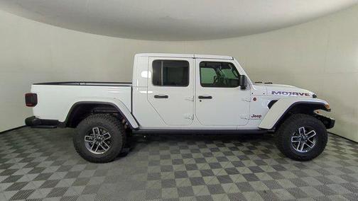 2025 Jeep Gladiator Mojave X