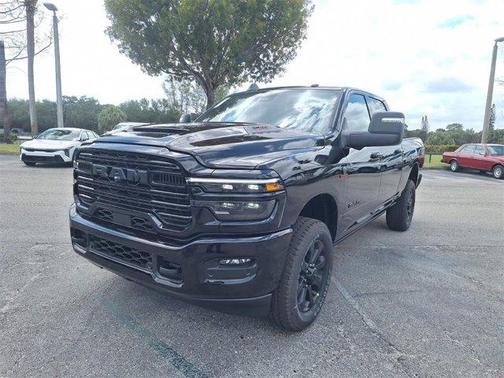 2025 RAM 2500 Laramie Crew Cab 4x4 6'4' Box