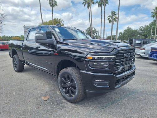 2025 RAM 2500 Laramie Crew Cab 4x4 6'4' Box