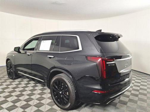 2021 Cadillac XT6 Premium Luxury FWD
