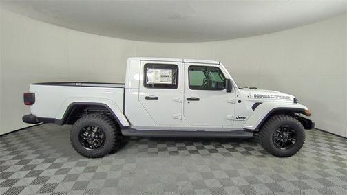 2025 Jeep Gladiator High Tide