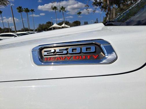 2021 RAM 2500 Tradesman Crew Cab 4x4 8' Box