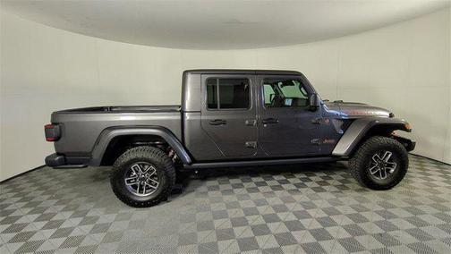 2025 Jeep Gladiator Mojave X
