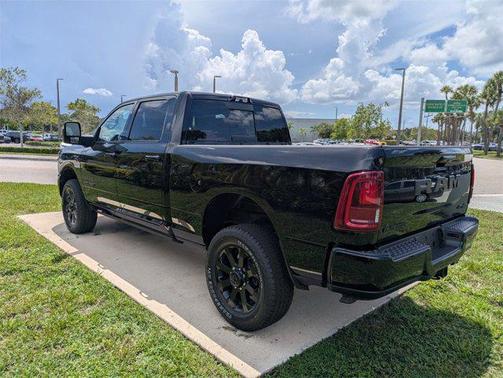 2025 RAM 2500 Laramie Crew Cab 4x4 6'4' Box