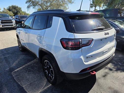 2024 Jeep Compass Trailhawk