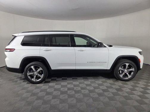 Bright White Clearcoat 2026 Jeep Grand Cherokee L Limited