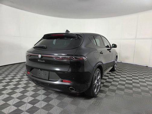 2024 Alfa Romeo Tonale Veloce EAWD