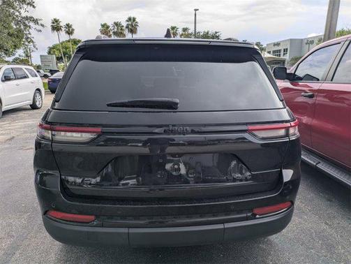 2023 Jeep Grand Cherokee Altitude
