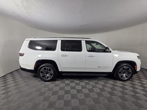 2024 Jeep Wagoneer L Series II 4x2