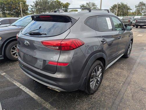 2021 Hyundai TUCSON SEL