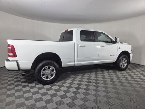 Bright White Clearcoat 2024 RAM 2500 Laramie Crew Cab 4x4 6'4' Box