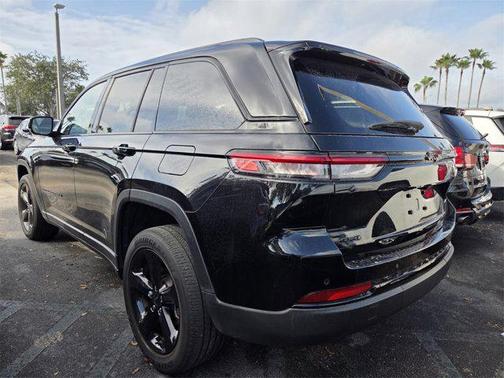 2023 Jeep Grand Cherokee Altitude