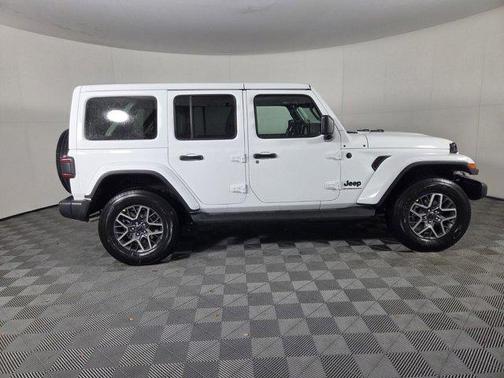 2026 Jeep Wrangler 4-Door Sahara 4x4