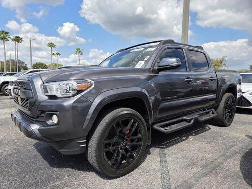 2022 Toyota Tacoma TRD Sport